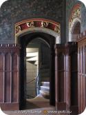SX03381 Spiral staircase leading out of room in Cardiff castle.jpg