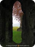 7882 Red Yellow and Green Abergavenny Castle.jpg